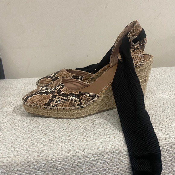 ♥️Asos comfy Sandals - Picture 2 of 6